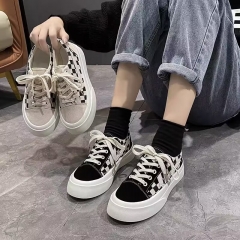 Small white shoes women summer thin casual board shoes thick-soled checkerboard grid low-top canvas shoes women 35-36 黑色